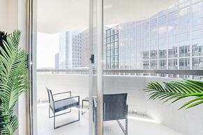 Elegant 2BR Apartment Minutes From DC
