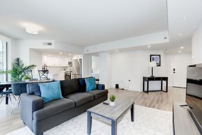 Elegant 2BR Apartment Minutes From DC