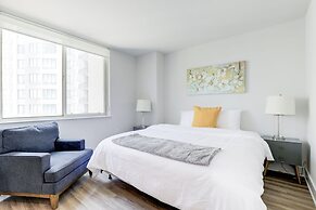 Elegant 2BR Apartment Minutes From DC