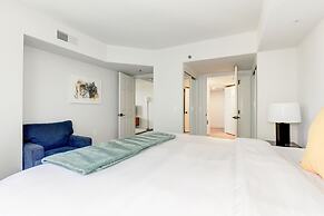 Elegant 2BR Apartment Minutes From DC