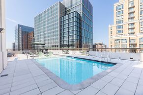 Elegant 2BR Apartment Minutes From DC