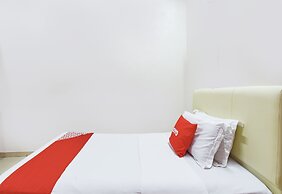 OYO 91052 Hotel Kenangan