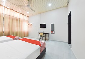 OYO 91052 Hotel Kenangan