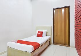 OYO 91052 Hotel Kenangan
