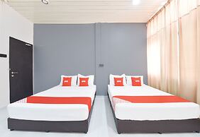 OYO 91052 Hotel Kenangan