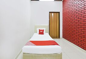 OYO 91052 Hotel Kenangan