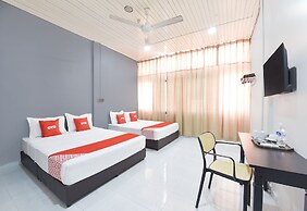 OYO 91052 Hotel Kenangan