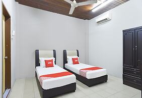 OYO 91052 Hotel Kenangan