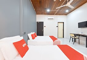OYO 91052 Hotel Kenangan