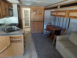 Vigilante Inn Covered Wagon