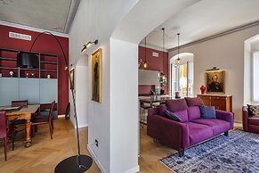 Stylish and Colorful Apartment by Wonderful Italy