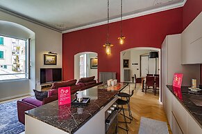 Stylish and Colorful Apartment by Wonderful Italy