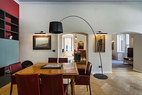 Stylish and Colorful Apartment by Wonderful Italy