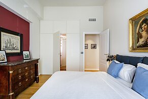 Stylish and Colorful Apartment by Wonderful Italy