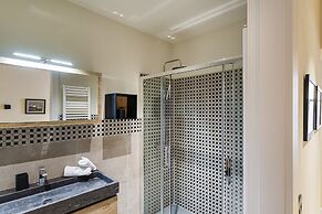 Stylish and Colorful Apartment by Wonderful Italy