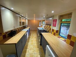 Room in Lodge - Southgate Lodge - Single-twin, Double and Family Rooms