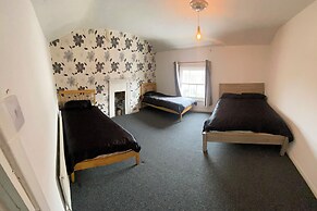 Room in Lodge - Southgate Lodge - Single-twin, Double and Family Rooms