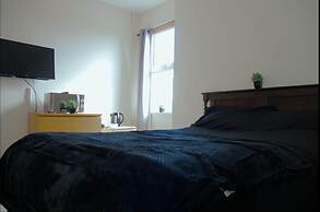 Cosy & Modern 1 Bed Studio