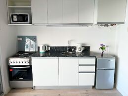 RentUp - Moderno monoambiente con balcón en Almagro