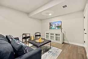 Scenic Mountain Retreat Golf, Pickleball, Relax