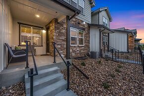 Scenic Mountain Retreat Golf, Pickleball, Relax