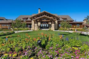 Scenic Mountain Retreat Golf, Pickleball, Relax
