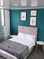 LINDOS APARTAMENTOS CENTRAL JCH RESTREPO