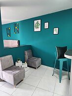LINDOS APARTAMENTOS CENTRAL JCH RESTREPO