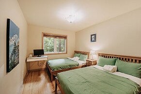 40gs Wifi - W/D Hot Tub - Sleeps 8