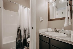 45sw - Fireplace - Dishwasher - Washer/dryer - Sleeps 4