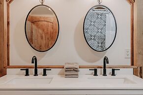 39gs - Hot Tub - Wi-fi - Pets OK