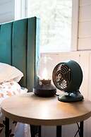 87sl - Starlink - Sauna - Sleeps 8