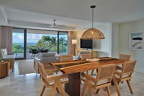The St. Regis Aruba Resort