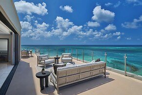 The St. Regis Aruba Resort