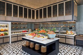 Renaissance Qingdao Hotel