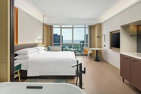 Renaissance Qingdao Hotel