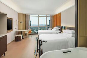 Renaissance Qingdao Hotel