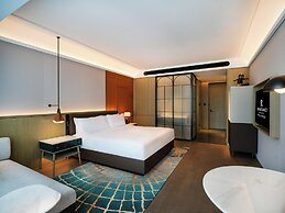 Renaissance Qingdao Hotel