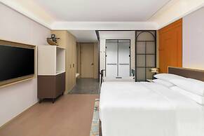 Renaissance Qingdao Hotel