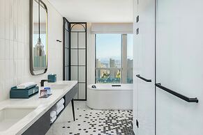 Renaissance Qingdao Hotel