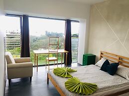 Maui Bay Home Stay Villa