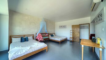 Maui Bay Home Stay Villa