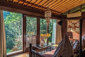 Dua Dari, a Residence by Hadiprana