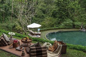 Dua Dari, a Residence by Hadiprana