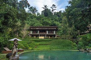 Dua Dari, a Residence by Hadiprana