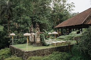 Dua Dari, a Residence by Hadiprana