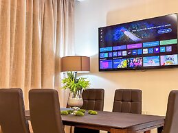 Luxoria home - 2 min to corniche