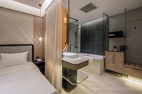 iRest Signature Ba Dinh Lakeside