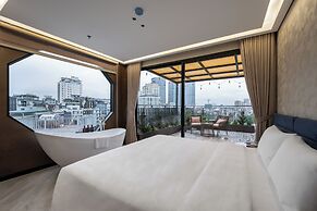 iRest Signature Ba Dinh Lakeside