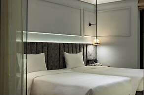 iRest Signature Ba Dinh Lakeside